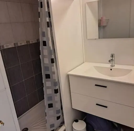 La Brigantine 613, Superbe Vue Pour Ce Joli T2 * Agde